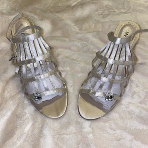 3 1/2” Menbur Ivory Sandal